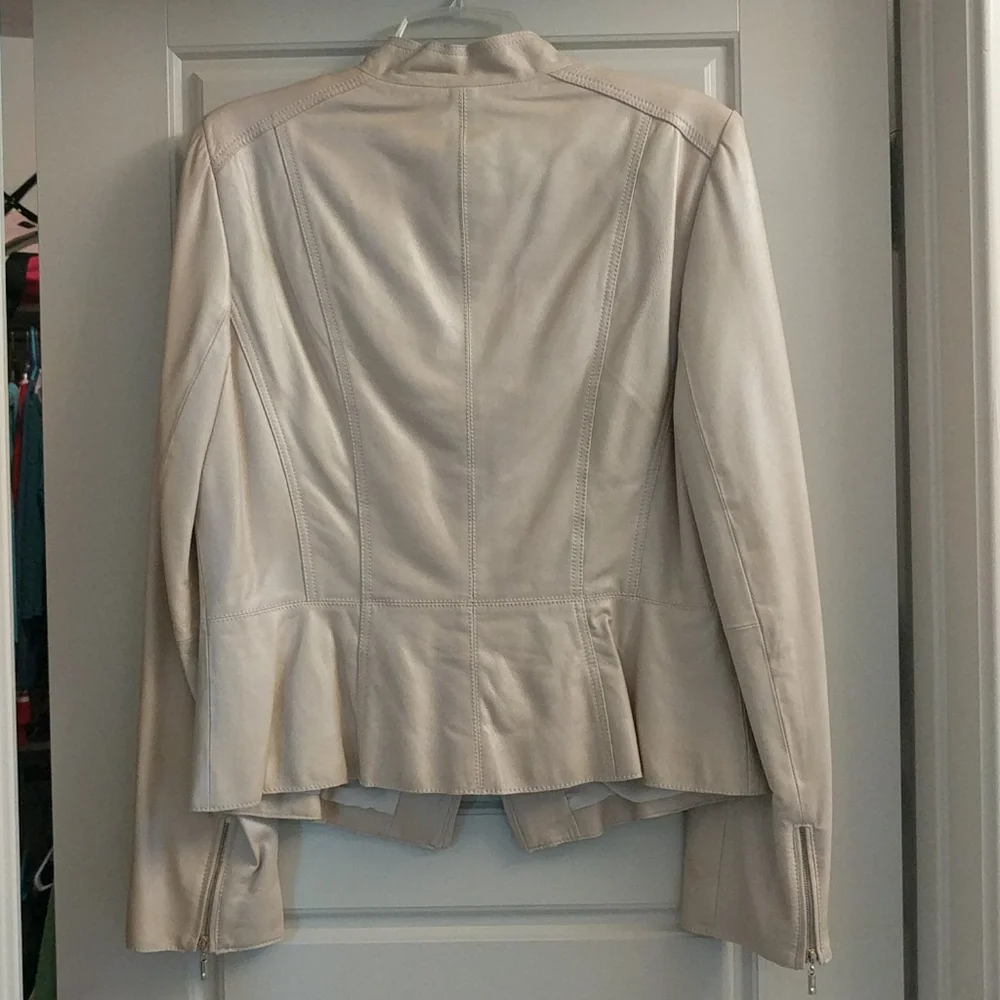 Jacket - Picture 2 of 3